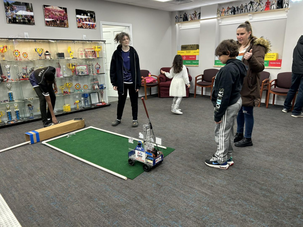 GEARS Hosts Open House for FLL Spring Series