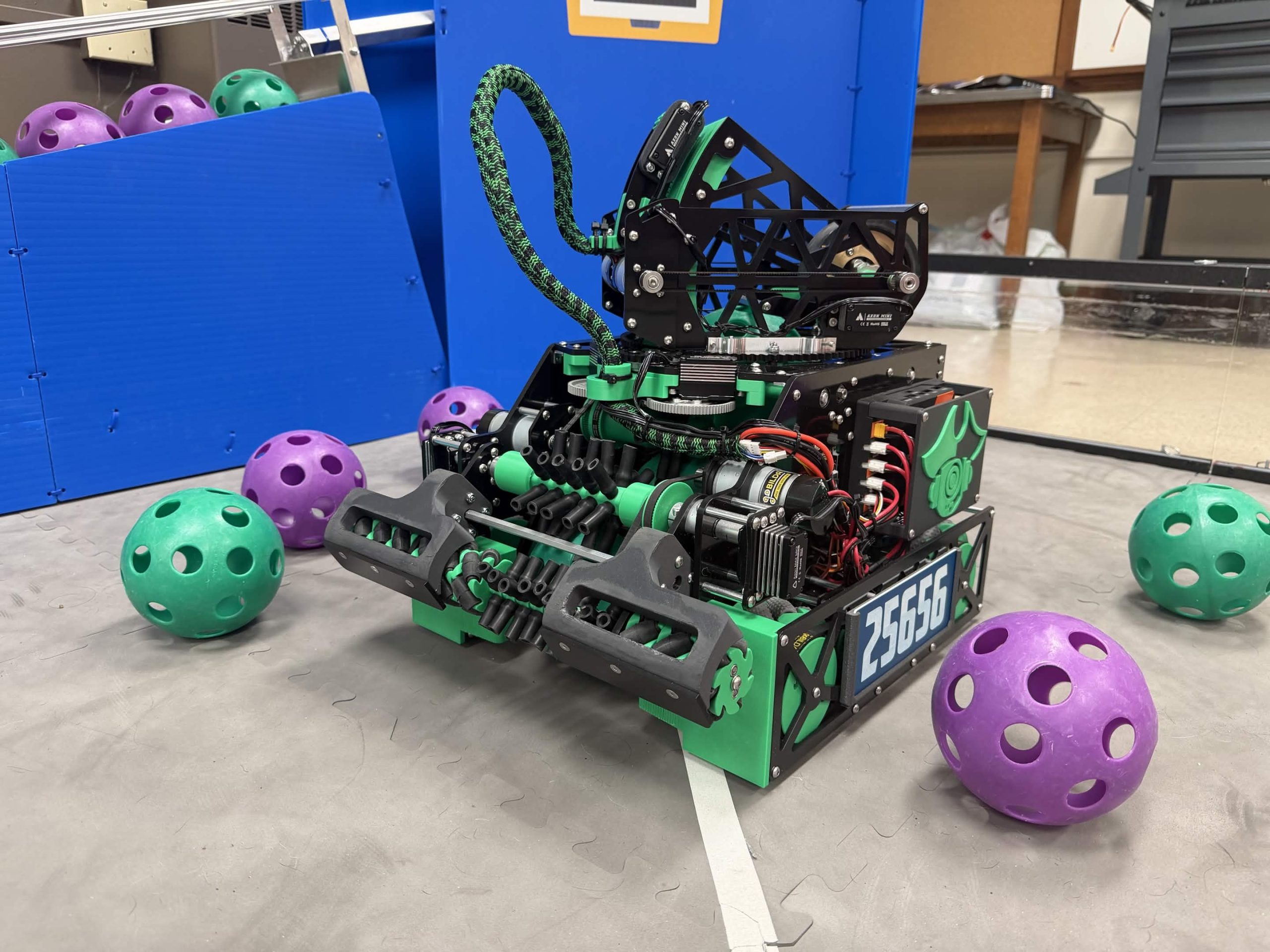 Robot